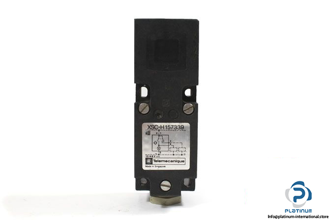 telemecanique-xsc-h157339-inductive-sensor-2