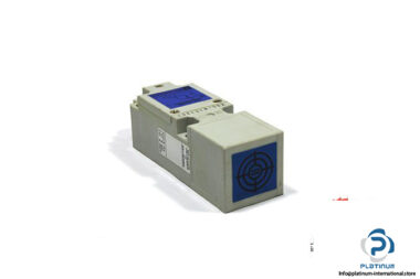 telemecanique-XSC-N151220-inductive-sensor