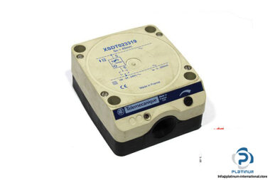 telemecanique-XSDT023319-inductive-sensor