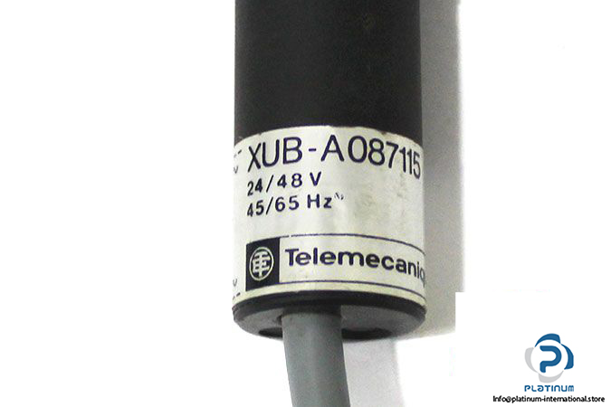 telemecanique-xuba087115-photoelectric-sensor-1