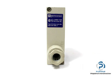 telemecanique-xuj-k123538-photoelectric-diffuse-sensor-2