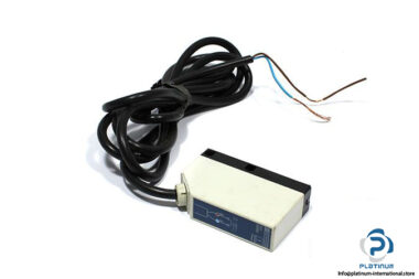telemecanique-XUL-M0600-emitter-photoelectric-sensor