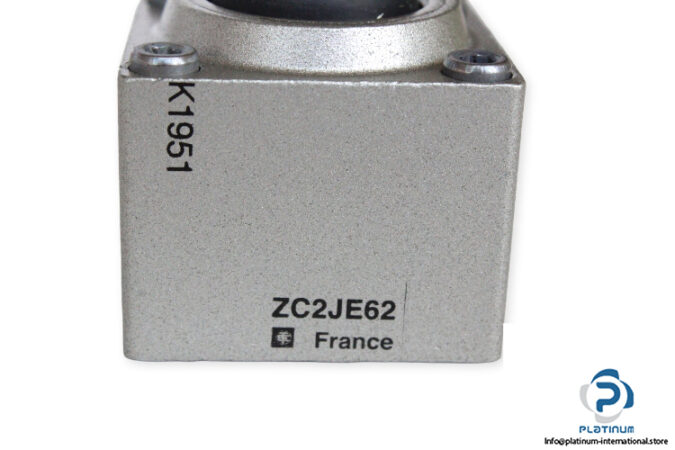 telemecanique-zc2-je62-limit-switch-2