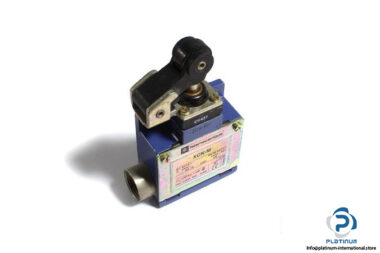 telemecanique-ZCK-M1-limit-switch-with roller