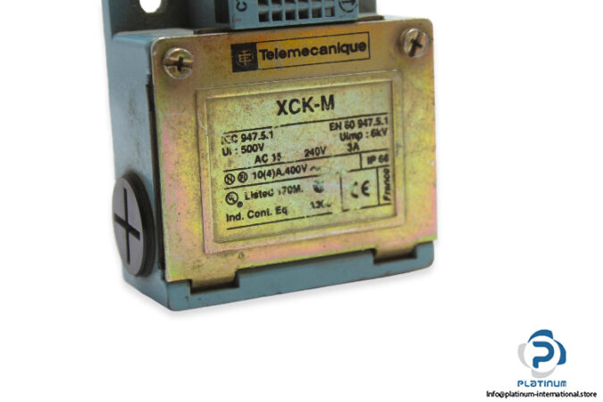 telemecanique-zck-m1_zck-d10-limit-switch-2