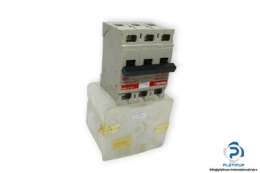 tiker_bticion-8123-triple-magnetothermal-automatic-switch-(new)