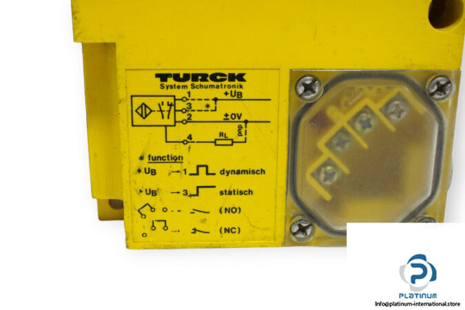 turck-32SR-UN6X-inductive-sensor-used-3