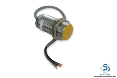 turck-BI10-M30-VN4X-inductive-sensor-(used)