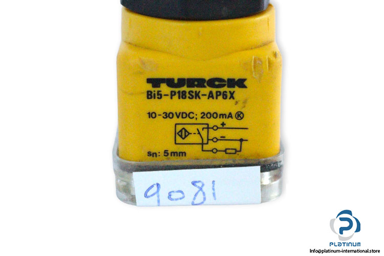 turck-BI5-P18SK-AP6X-inductive-sensor-(used)-1
