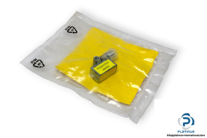 turck-BIM-IKT-AP6X-H1141-magnetic-field-sensor-(new)