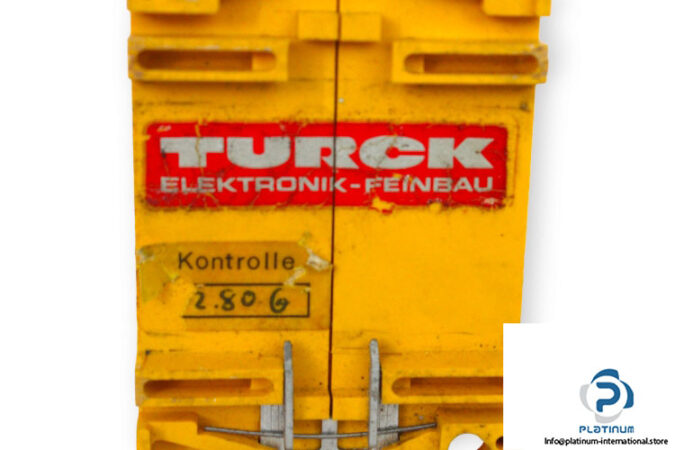 turck-MS81-221-R-amplifier-relay-(used)-2