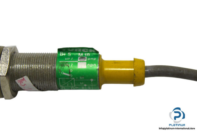 turck-bi5-m18-vp7-inductive-sensor-2