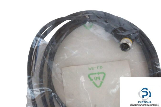 turck-wkc4-4t-2_txl-actuator-and-sensor-cable-1