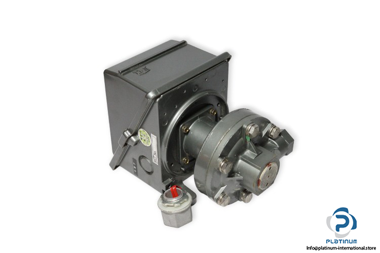 ue-H402K-457-pressure-switch-(used)-1