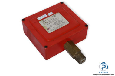 ue-J33AX-5355-alarm-pressure-switch-(used)
