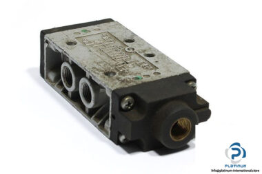 univer-ac-7100-solenoid-valve-1