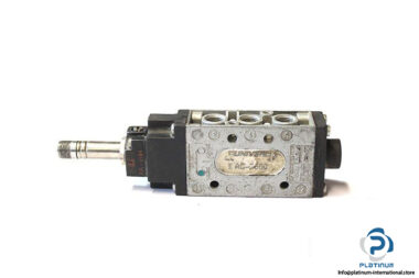 univer-ac-7500-single-solenoid-valve-4