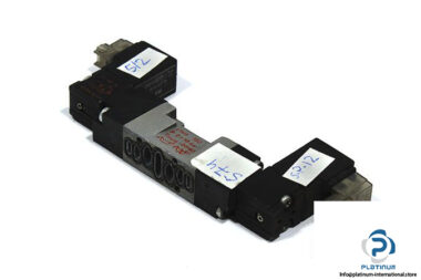 univer-e-0122-double-solenoid-valve-1