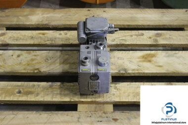 varian-ds-42-dual-stage-rotary-vane-vacuum-pump-1