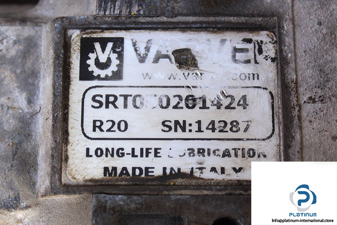 varvel-srt050201424-worm-gearbox-1
