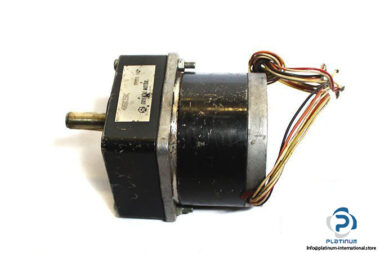 vexta-PH296-E4.2-A1-stepping-motor