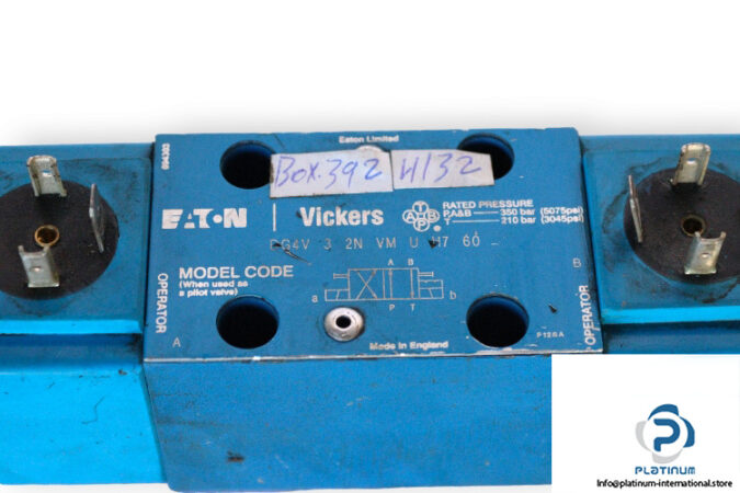 vickers-DG4V-3-2N-VM-U-H7-60-directional-control-valve-used-3