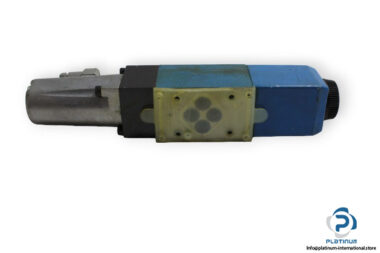 vickers-dg4v-3-2a-m-s6-u-h7-60-solenoid-operated-directional-valve-6