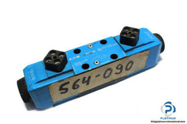 vickers-DG4V-3-6C-M-U-H7-60-solenoid-operated-directional-control-valve