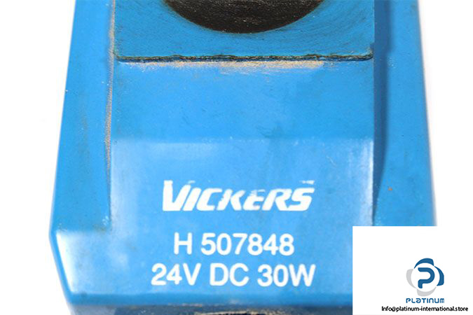 vickers-dg4v-3-6n-m-u-h7-60-solenoid-operated-directional-valve-1
