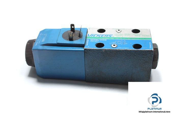 vickers-dg4v-3s-0b-m-u-h5-60-solenoid-operated-directional-valve-1
