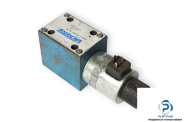 vickers-dg4v-5-2aj-m-u-h6-20-solenoid-operated-directional-valve