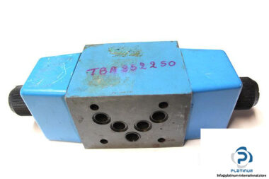 vickers-dg4v-5-3c-m-u-c-6-20-solenoid-operated-directional-valve-3