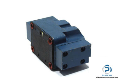 vickers-dg5v-7-6c-v-m-u-h7-30-pilot-operated-directional-valve-1