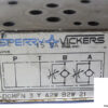 vickers-dgmfn-3-y-a2w-b2w-21-flow-control-valve-1