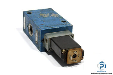 Wabco-372-381-528-0-single-solenoid-valve