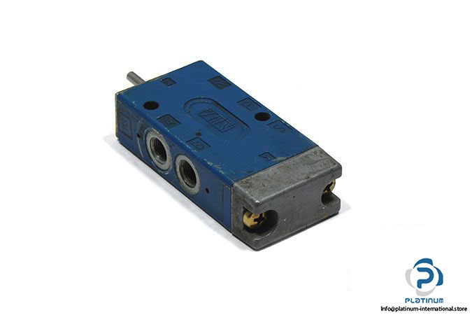 wabco-5630750100-directional-control-valve-1