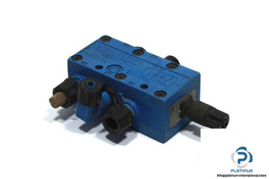 wabco-5714700000-air-pilot-valve