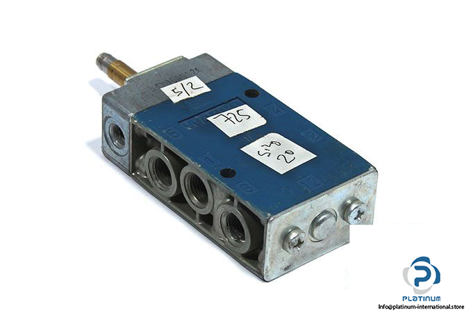 wabco-6008241900-single-solenoid-valve-1