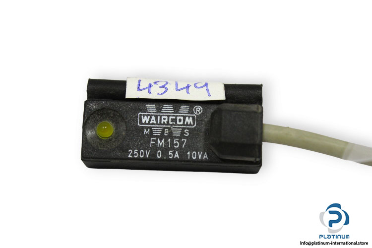 waircom-FM157-magnetic-sensor-used-2