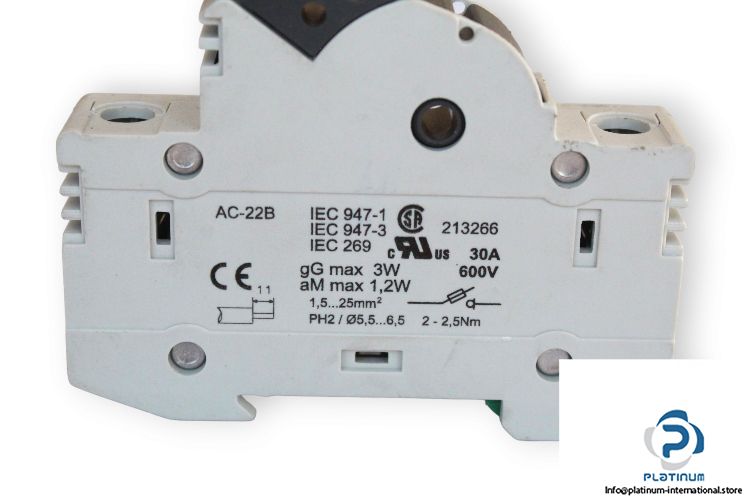 weber-BCH-1X38-fuse-holder-(used)-1