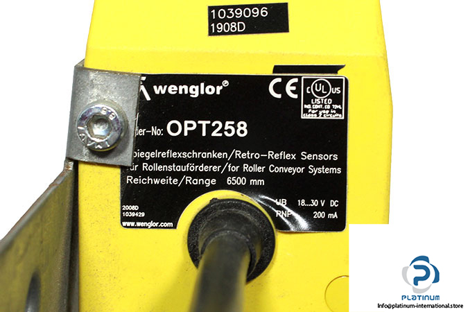 wenglor-opt258-photoelectric-retro-reflex-sensor-2