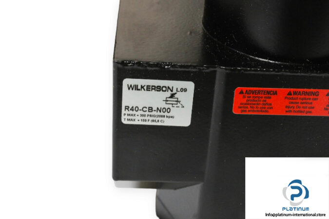 wilkerson-r40-cb-n00-pressure-regulator-1