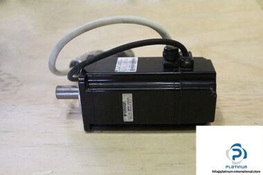 YASKAWA-SGMAH-03DAA61D-OY-SERVO-MOTOR_675x450.jpg