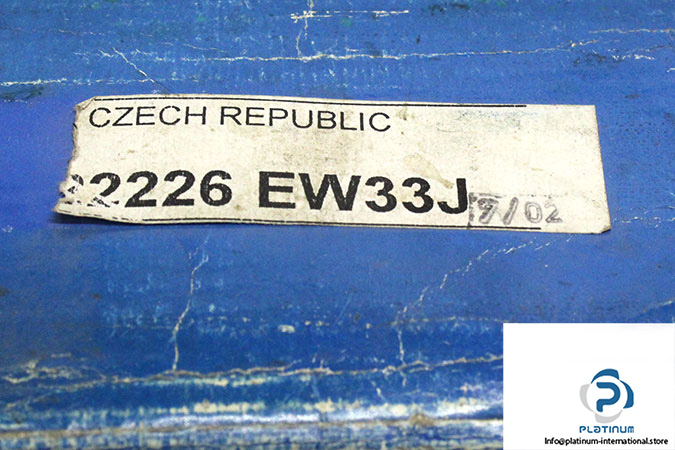 zkl-22226-EW33J-spherical-roller-bearing-(new)-(carton)-1