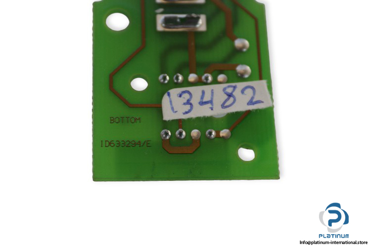 bottom-ID633294_E-circuit-board-(Used)-1