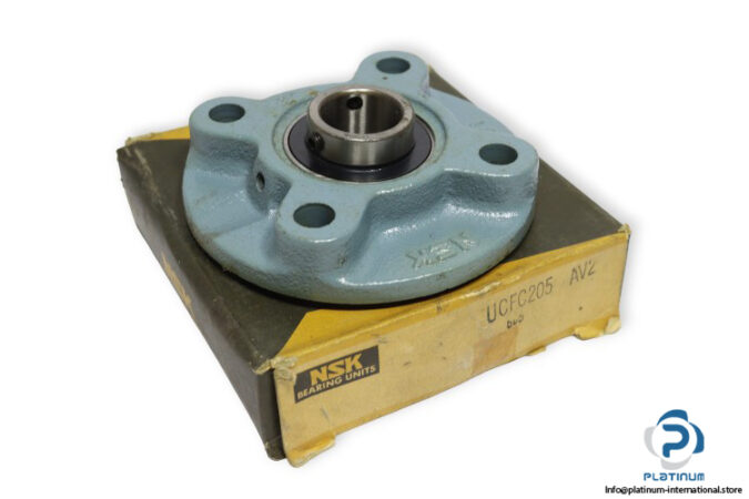 nsk-UCFC205-AV2-round-flange-ball-bearing-unit-(new)-(carton)