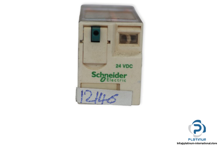 schneider-RXM4AB1BD-miniature-plug-in-relay-(used)-1