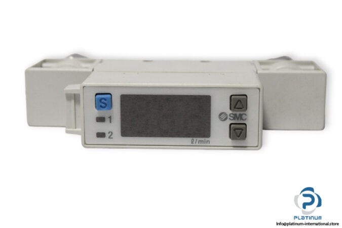 smc-PFM750-F01L-B-digital-flow-switch-new-2