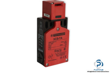 telemecanique-XCSTA791-safety-limit-switch-(new)