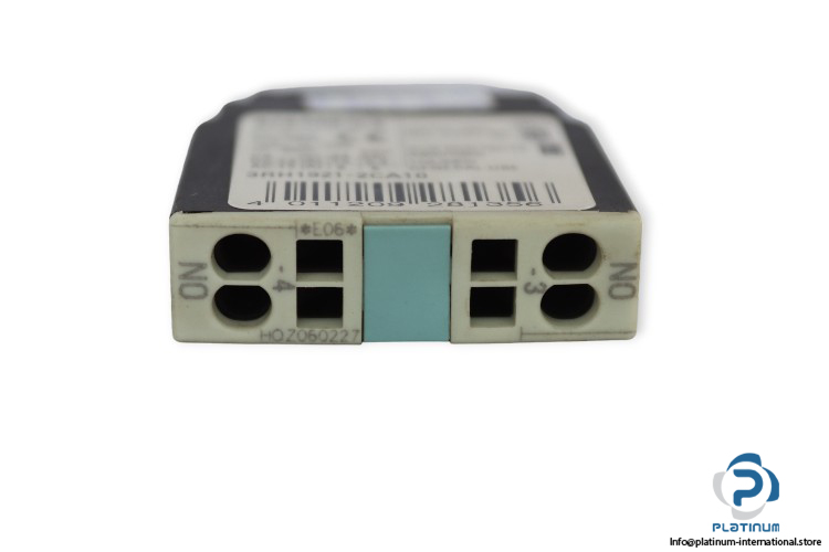 siemens-3RH1921-2CA10-auxiliary-switch-block-(used)-1